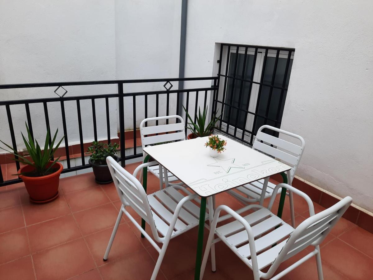 Apartamentos Clavero 10 Plasencia Esterno foto