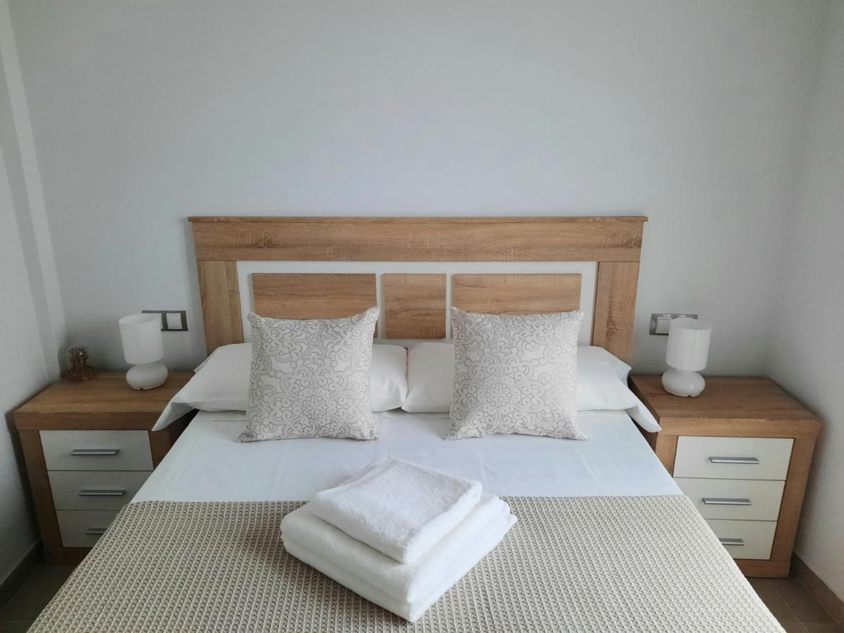 Apartamentos Clavero 10 Plasencia Esterno foto